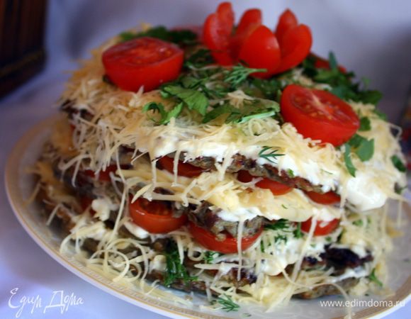 А еще на днях я делала закусочный тортик из баклажанов от Ланы!!!Он восхитительный,мы уничтожили его в миг)) http://www.edimdoma.ru/retsepty/52314-zakusochnyy-baklazhannyy-tort