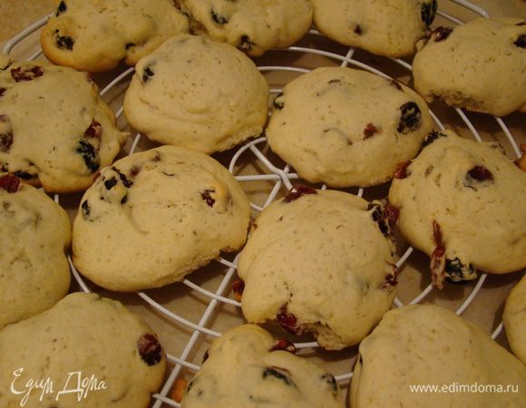 Выпекаем при 175"С 15-17 мин., до легкого подрумянивания бочков