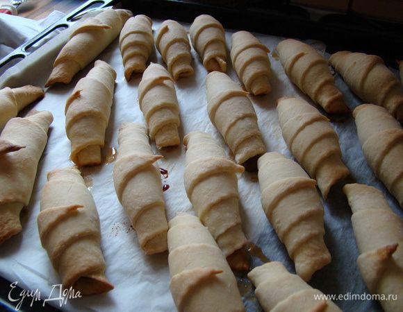 Выпекать при 180"С до золотистого цвета, около 15-20.