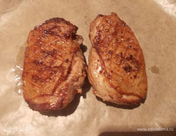 Затем поставить в духовку 180С. на 10-12 минут.