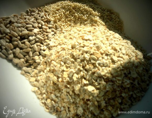 к овсянке,сезаму и подсолнечнику...