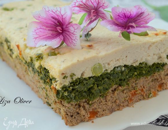 затем его нужно обратно перевернуть на блюдо и подавать! Очень вкусно со сметаной и овощным салатом и хорошим хлебом! Приятного аппетита! 