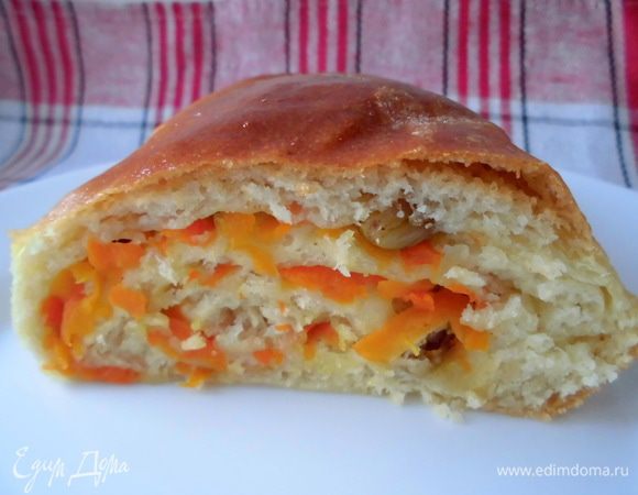 Готовые рулеты остудить, нарезать и подавать к чаю. Приятного аппетита!