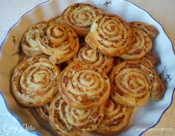 Выпекать в духовке при 210С 20 минут (до золотистого цвета).