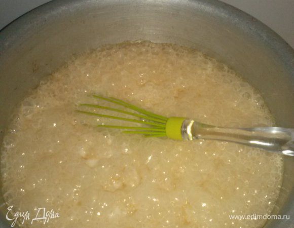 Дать постоять 1 час, иногда помешивая. Должно"побродить"