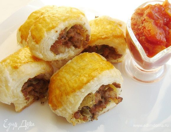 Рулеты хороши горячими и холодными. Приятного аппетита!