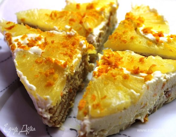 Экспресс-тортик готов! Все будут очень удивлены, что за такое короткое время  Вы приготовили полноценный десерт! Угощайтесь и наслаждайтесь!