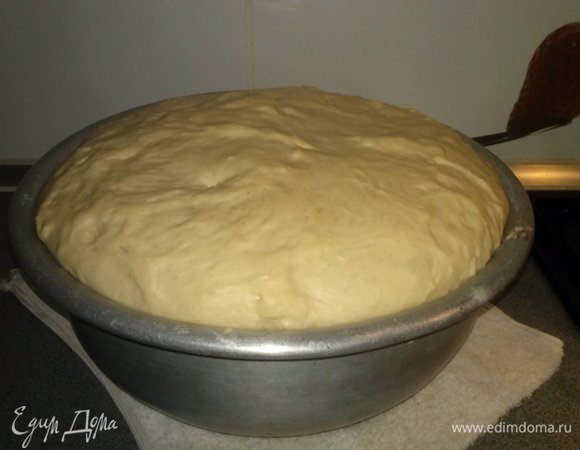 Дать подняться раза два, три - перемешивая.
