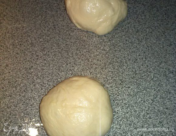 Раскатываем на маленькие "шарики"