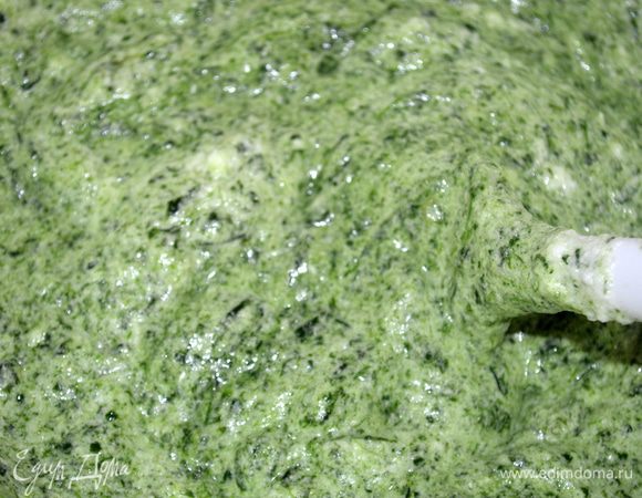 порционно вводим белки в основную массу