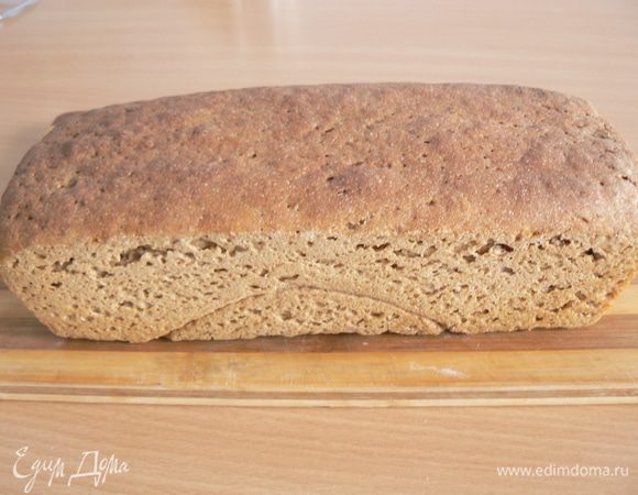 Выпекать при 240 гр. в течении 10-15 мин. с паром, затем при 200 гр. без пара, всего 50-60 мин.