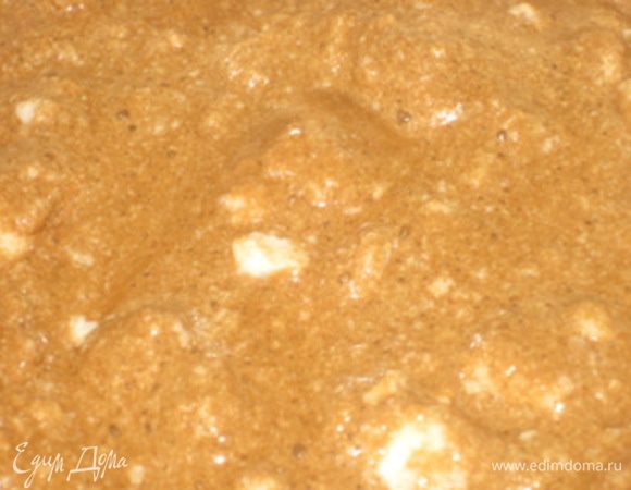 Добавить оставшиеся белки и перемешать методом складывания.