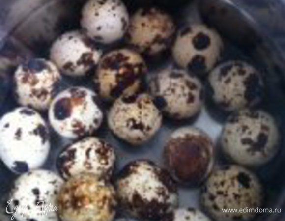 Сразу ставим варить яйца...