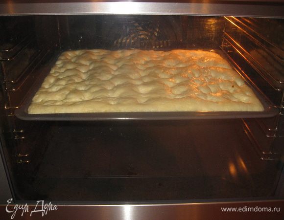 Духовку разогреть до 200-230 с. Выпекать 20 минут, до золотистого цвета.