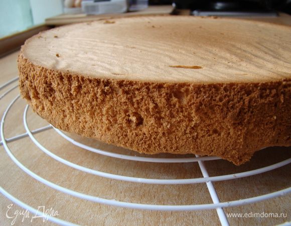 Перевернуть на решетку, остудить