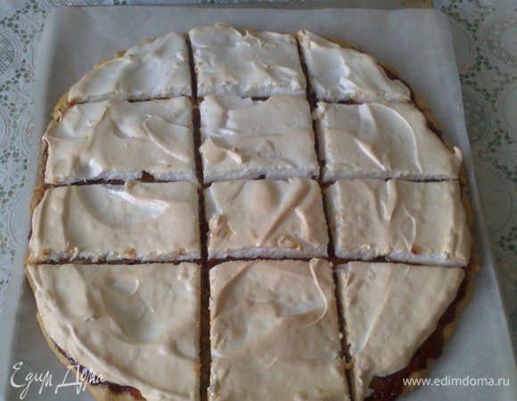 Достать из духовки и нарезать.