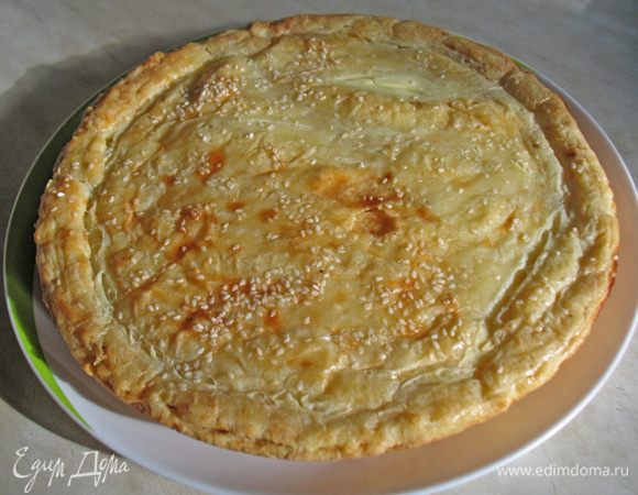 Выпекать с разогретой до 200 градусов духовке минут 15-20. Вынуть из формы и охладить. 