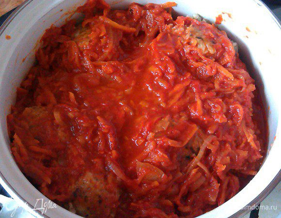 Заливаем "соусом", протушить 10 минуток. Смачного!!!
