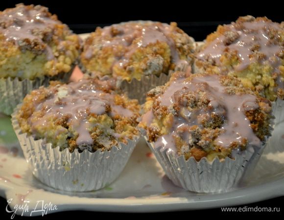 Остывшие капкейки поливаем глазурью.И подаем к столу.