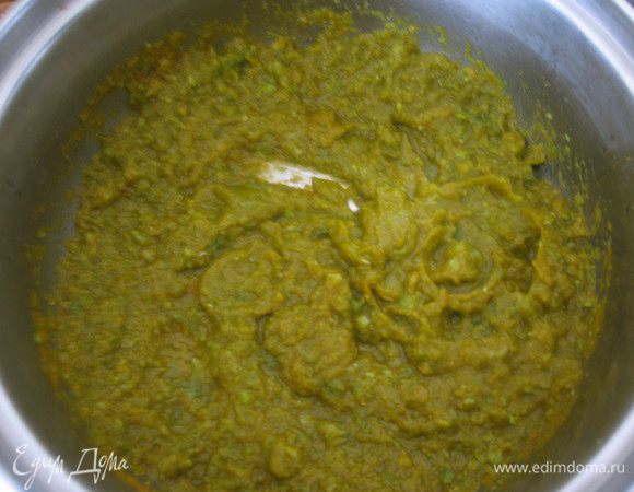 Воду слить, пробить блендером не до состояния пюре