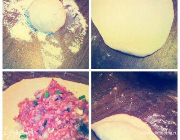 Для каждого чебурека отрежьте от теста шарик размером с мячик для пингпонга, раскатайте его в лепешку толщиной 2 мм. Возьмите фарш (приблизительно 1 ст. л.), разровняйте его по одной половине лепешки, накройте второй половиной и
края придавите.