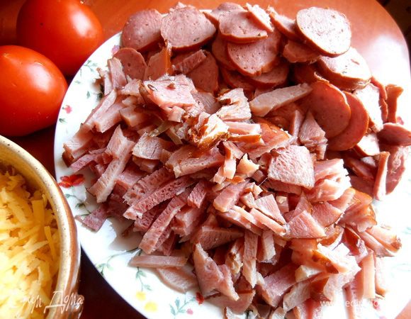 Ветчину нарезать соломкой...