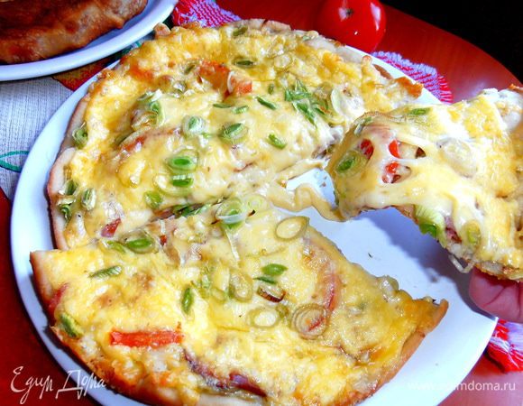 Для любителей мягкой, нежной пиццы, где тянется сырррр...ммм)))) Угощайтесь!!!