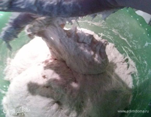 Тесто должно с легкостью отставать от рук