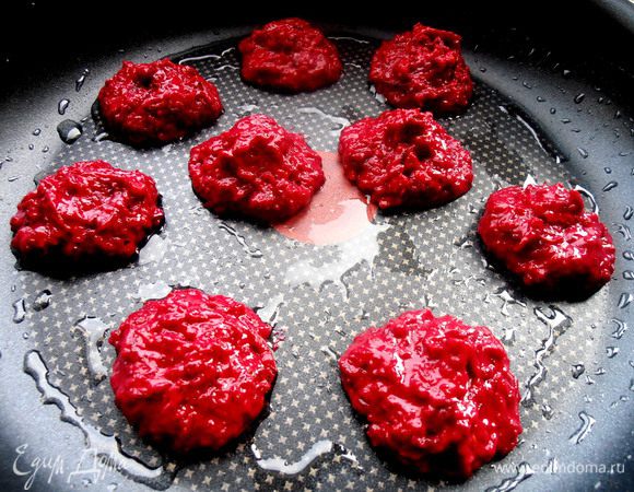 Пока те пекутся,готовим следующую форму...