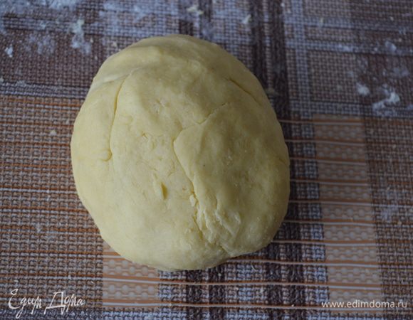 Замесить тесто.