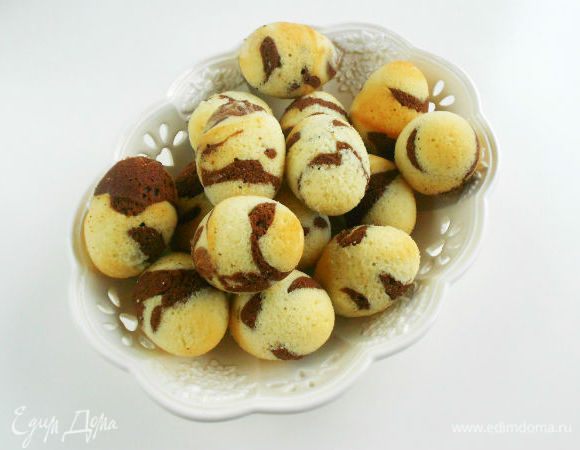 ..либо освободить выпечку от скорлупы.