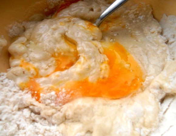 Всё хорошо перемешать,чтобы заработала сода.