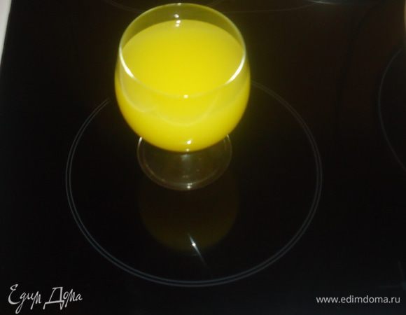 апельсины ошпарить кипятком, потом вытереть насухо и убрать в морозилку на 2 часа, но лучше на ночь.