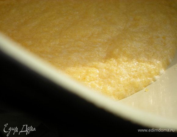 добавить яичную массу. 

