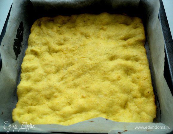 Выпекать при температуре 180 градусов 15-20 минут до легкого золотистого цвета.