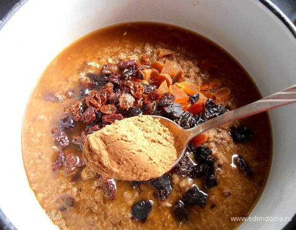 Всыпаем корицу-ложку с горкой!