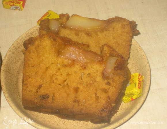 Выпекать кекс примерно 40 минут до сухой палочки при 180С.