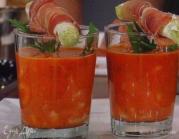 Гриссини  обернуть полоской ветчины. Подавать хорошо охлажденным. Приятного аппетита!