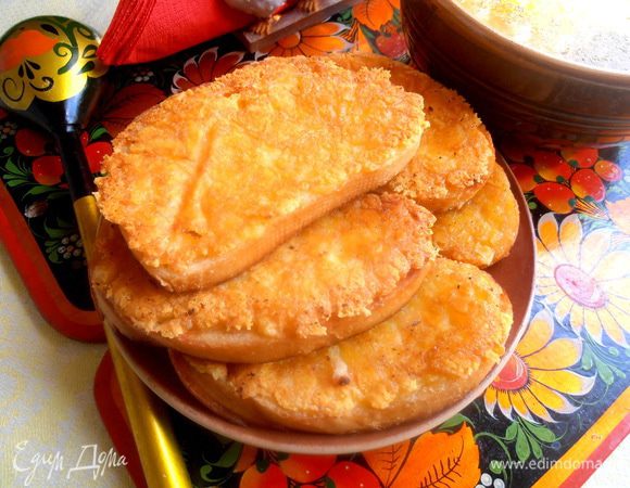 Сырные гренки я жарила на завтрак...,пошаговое приготовление можно посмотреть в моём первом рецепте на сайте)))