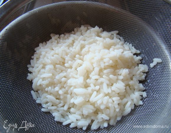 Рис отварить до готовности.