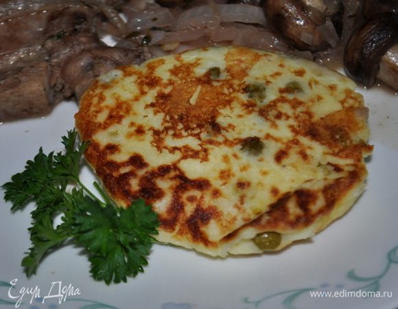 Подаем как гарнир или просто ужин для тех кто постится. Украшаем зеленью. Приятного аппетита.