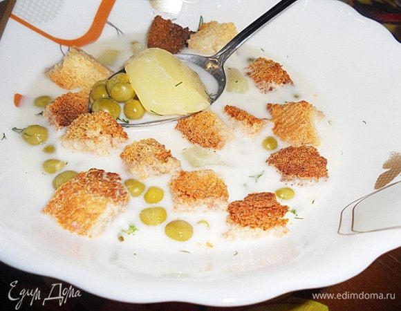 Еще готовила сырный суп от Татьяны S - http://www.edimdoma.ru/retsepty/50288-lyubimyy-syrnyy-supchik-syna  - очень вкусный и детям очень понравился.