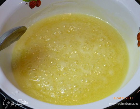 Даем массе 5 минут покипеть.