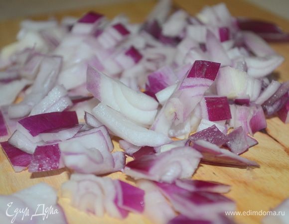 лук нарубить крупно