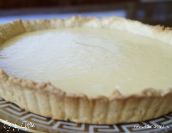 Даем песочной основе поностью остыть и наполняем ее кремом.