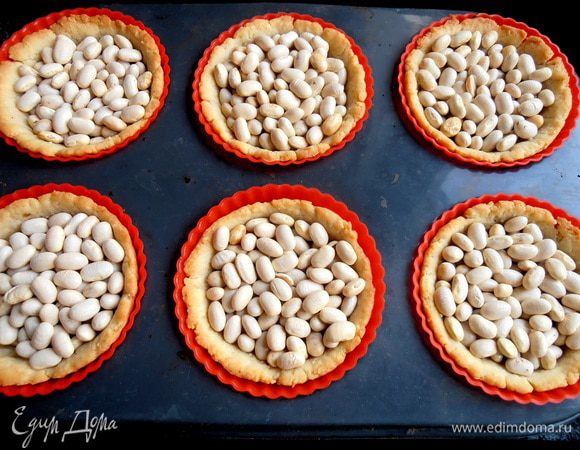 Выпекаем до бледного состояния минут 10-15 при 190*.