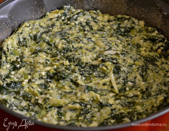 Выложить смесь в подготовленную форму и поставить запекаться в разогретую духовку на 30-40 минут. Фриттата готова, если ее края начинают слегка отходить от стенок формы, а серединка больше не дрожит и становится одной плотной консистенции со всей фриттатой. ))