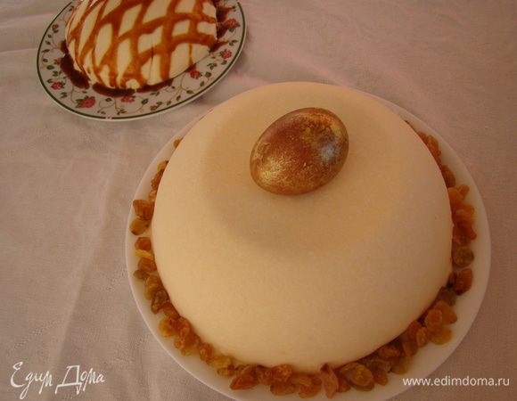 Украшаем по желанию - орехами или сухофруктами, можно полить сиропом или карамелью. СВЕТЛОГО ПРАЗДНИКА ВАМ!