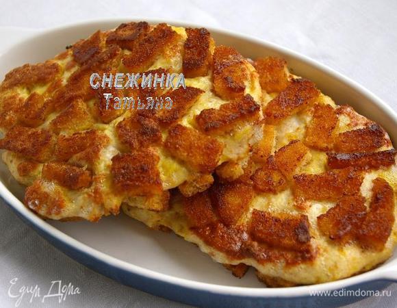 Складываем обжаренные шницели в подходящую форму и ставим запекаться при 180С на 15-20 минут. Теперь они готовы!