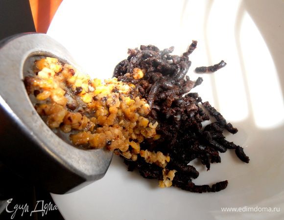 Пропускаем пока один лимончик через мясорубку...